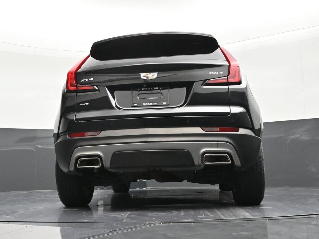 2022 Cadillac XT4 AWD Premium Luxury