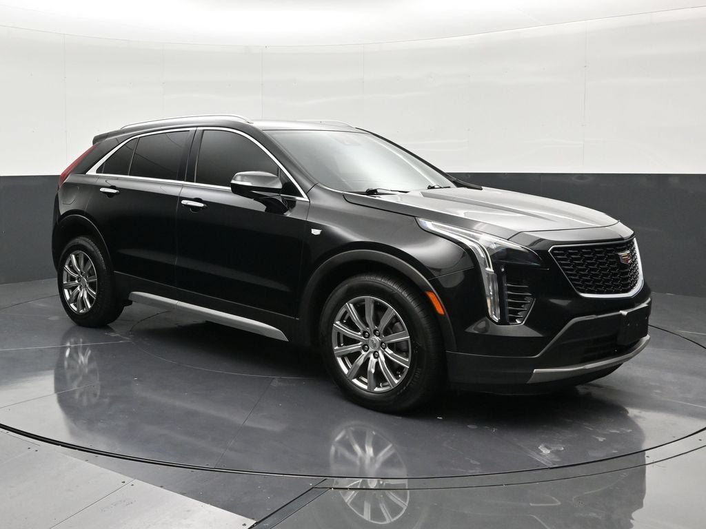 2022 Cadillac XT4 AWD Premium Luxury