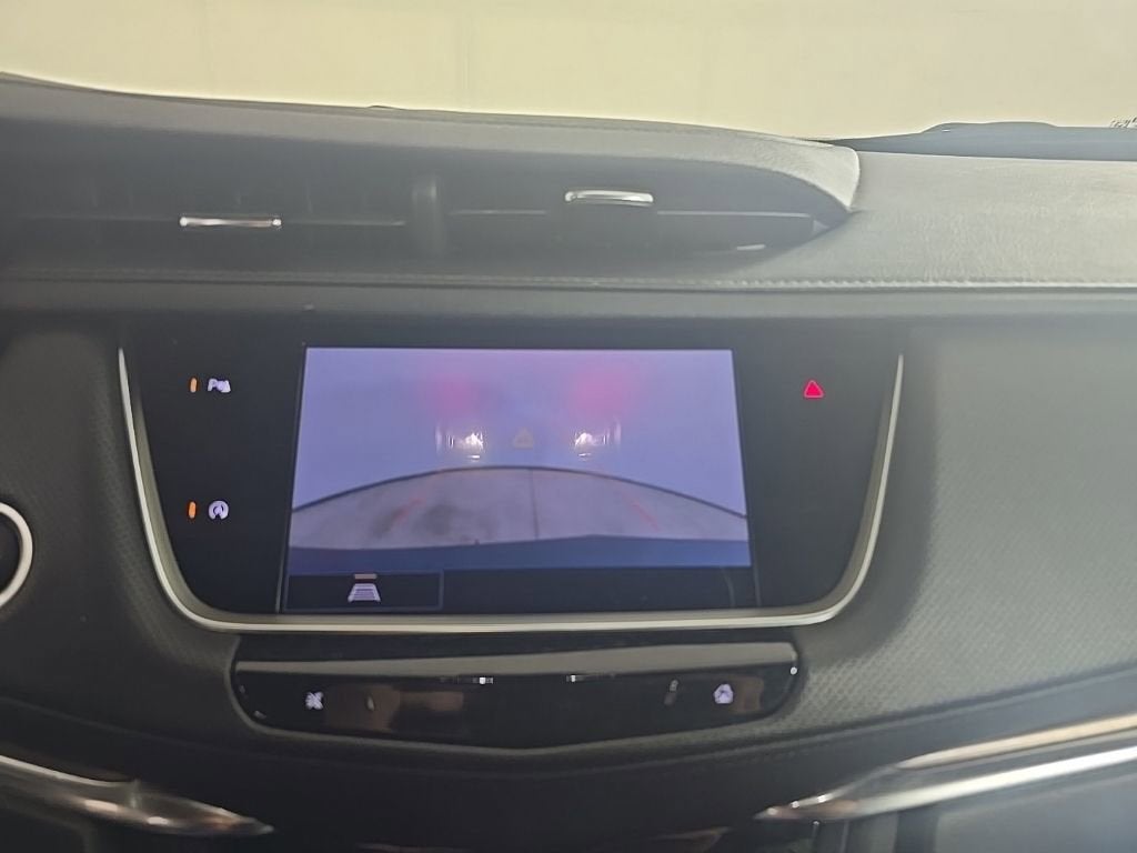 2023 Cadillac XT5 Luxury