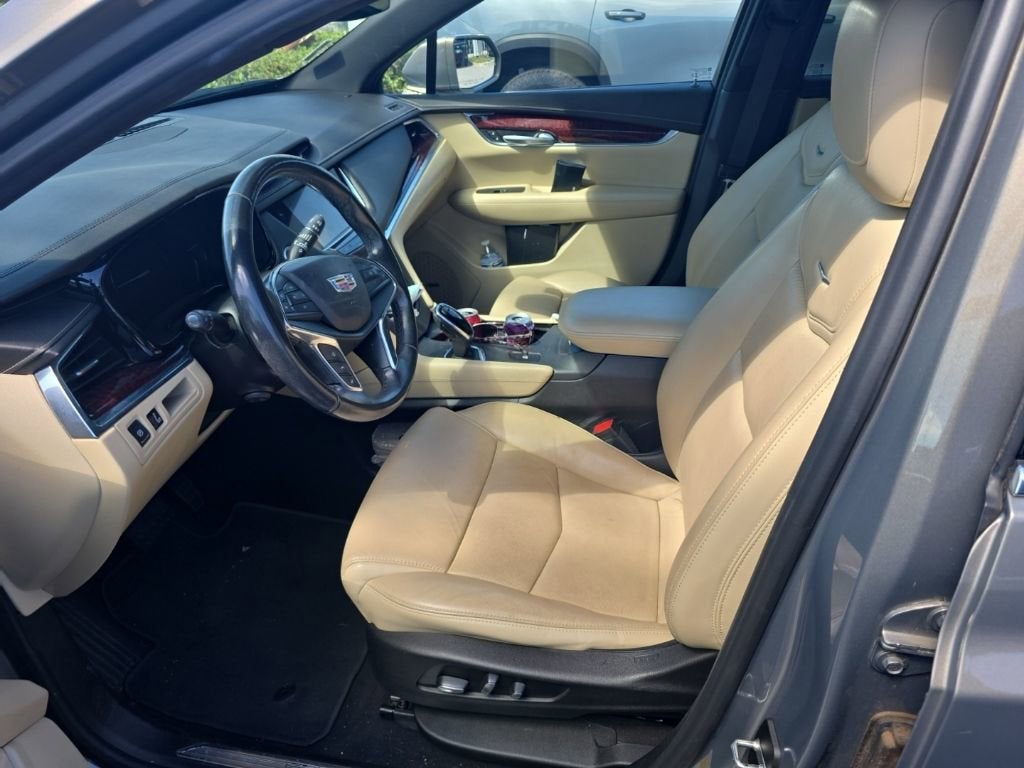 2019 Cadillac XT5 Luxury FWD