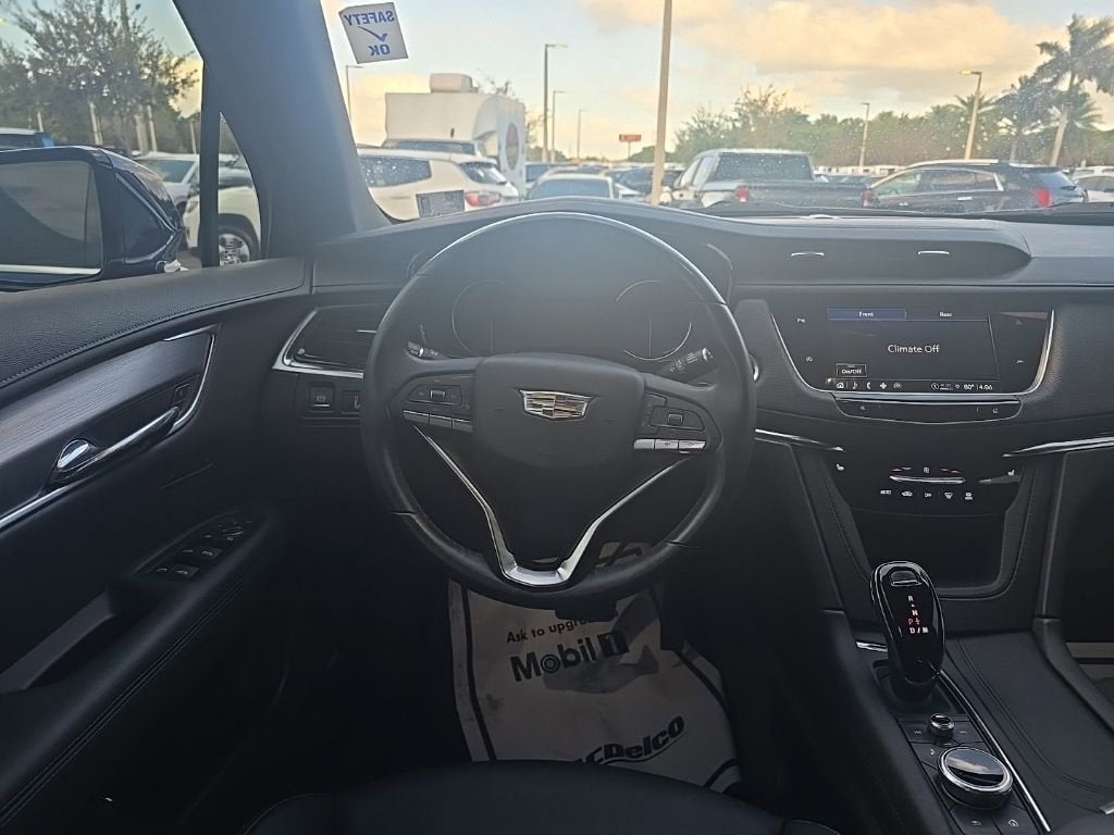 2023 Cadillac XT6 Luxury