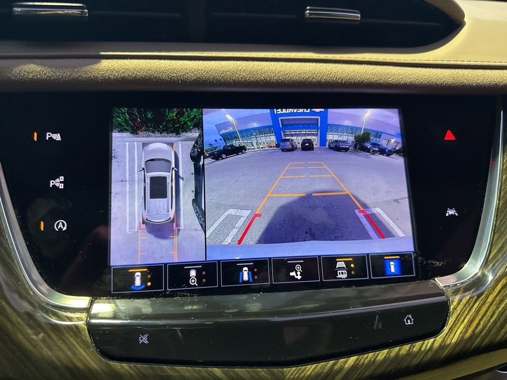 2022 Cadillac XT6 Sport