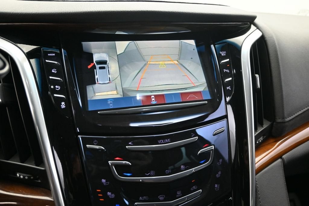 2019 Cadillac Escalade Standard