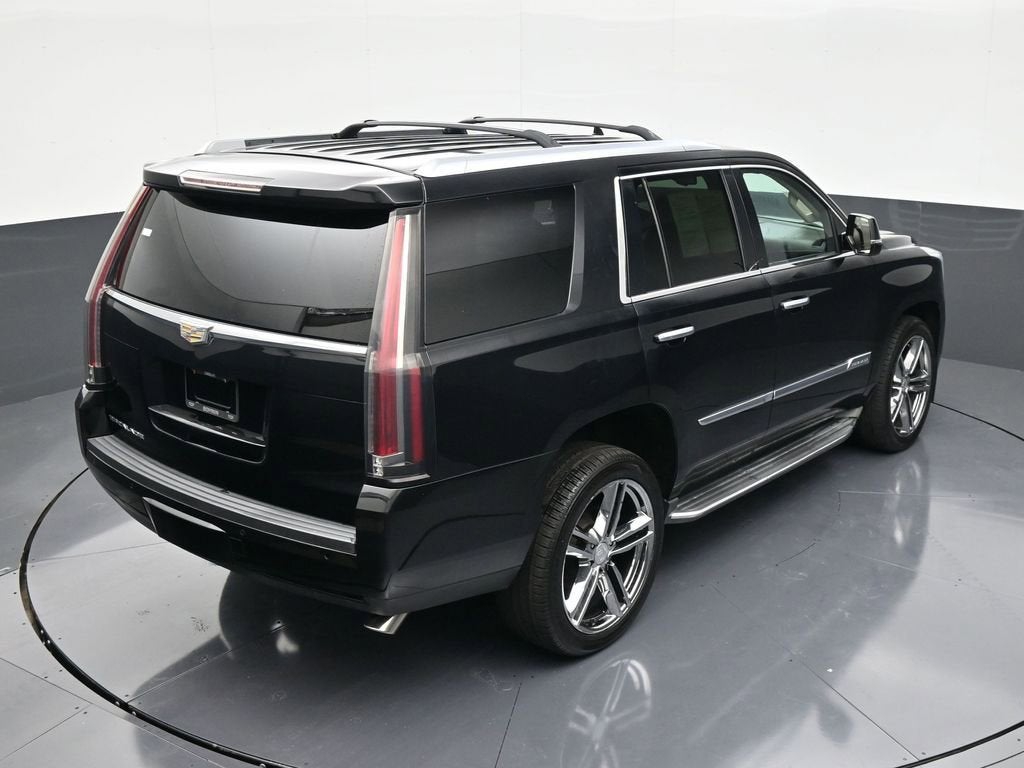 2016 Cadillac Escalade Luxury Collection