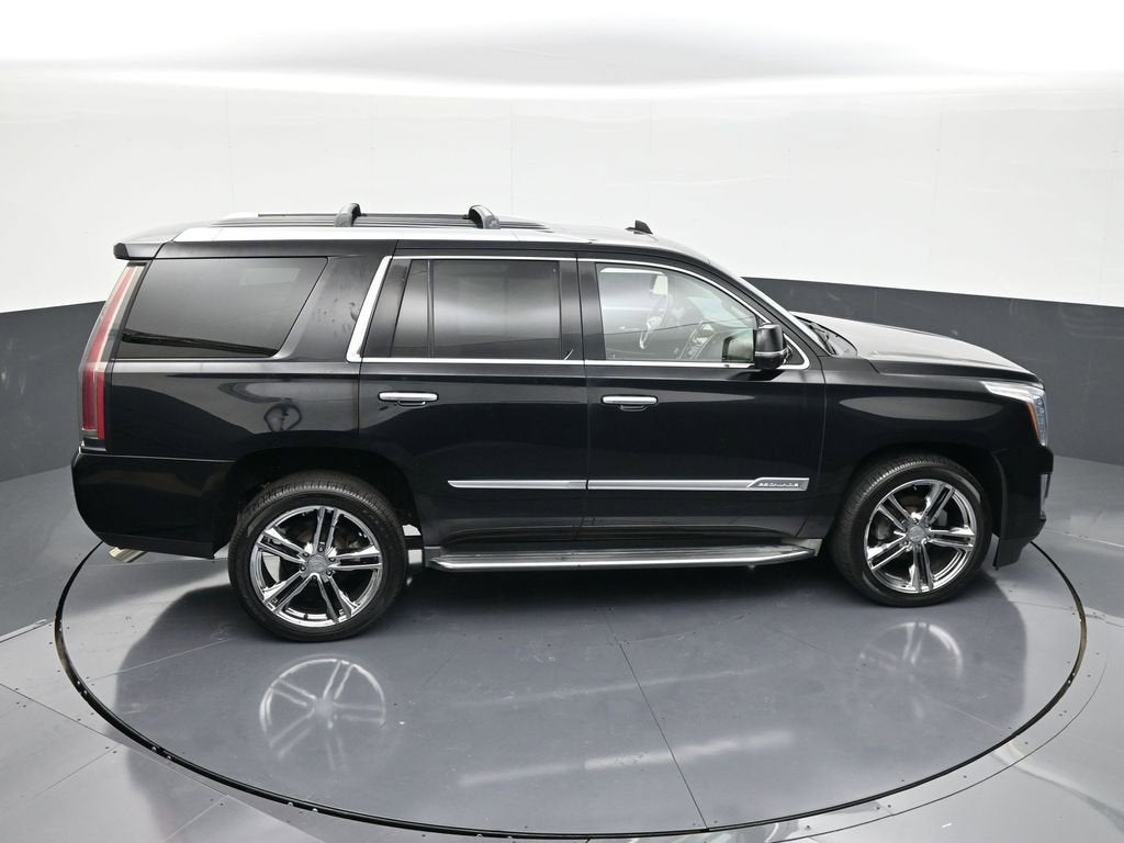 2016 Cadillac Escalade Luxury Collection