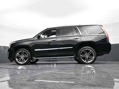 2016 Cadillac Escalade Luxury Collection