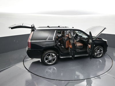 2016 Cadillac Escalade Luxury Collection