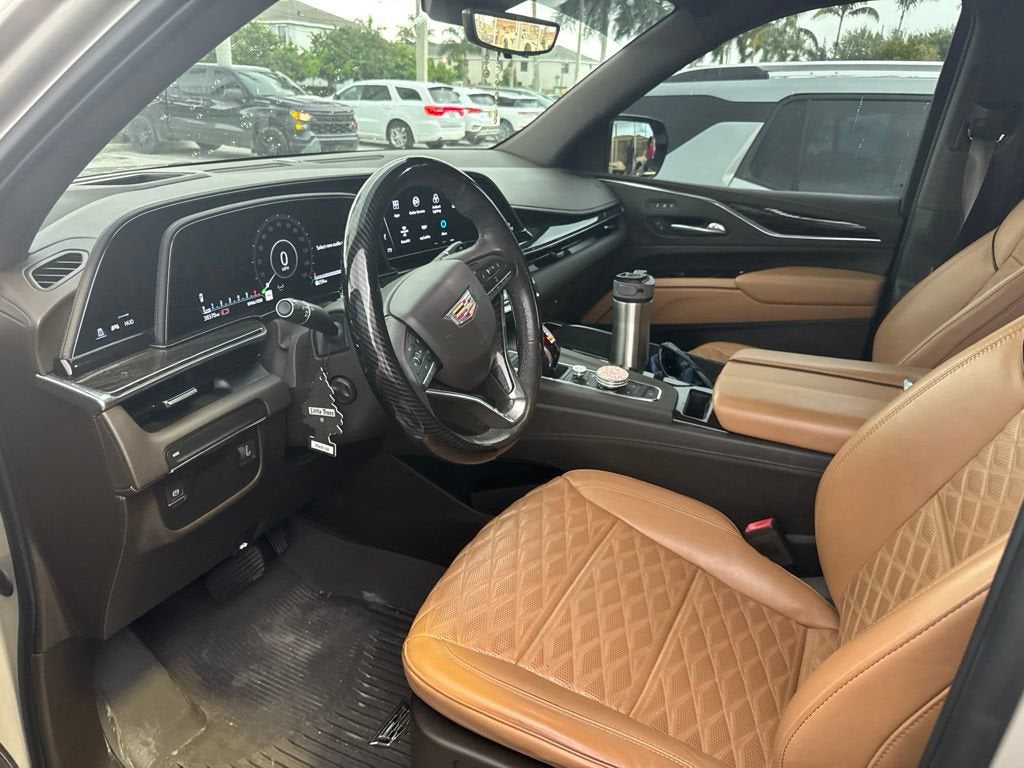 2022 Cadillac Escalade Premium Luxury