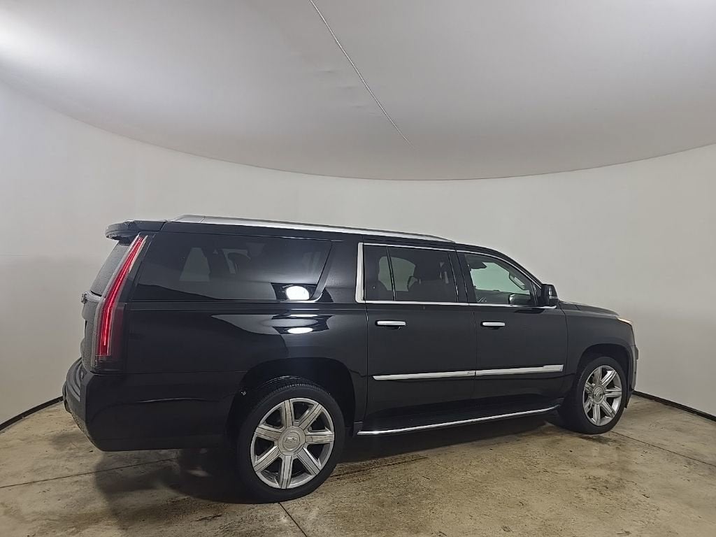 2019 Cadillac Escalade ESV Luxury