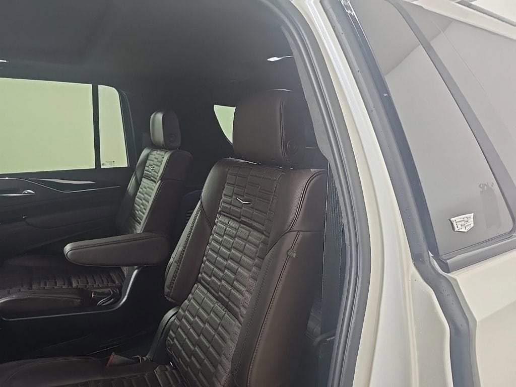 2024 Cadillac Escalade ESV Sport Platinum