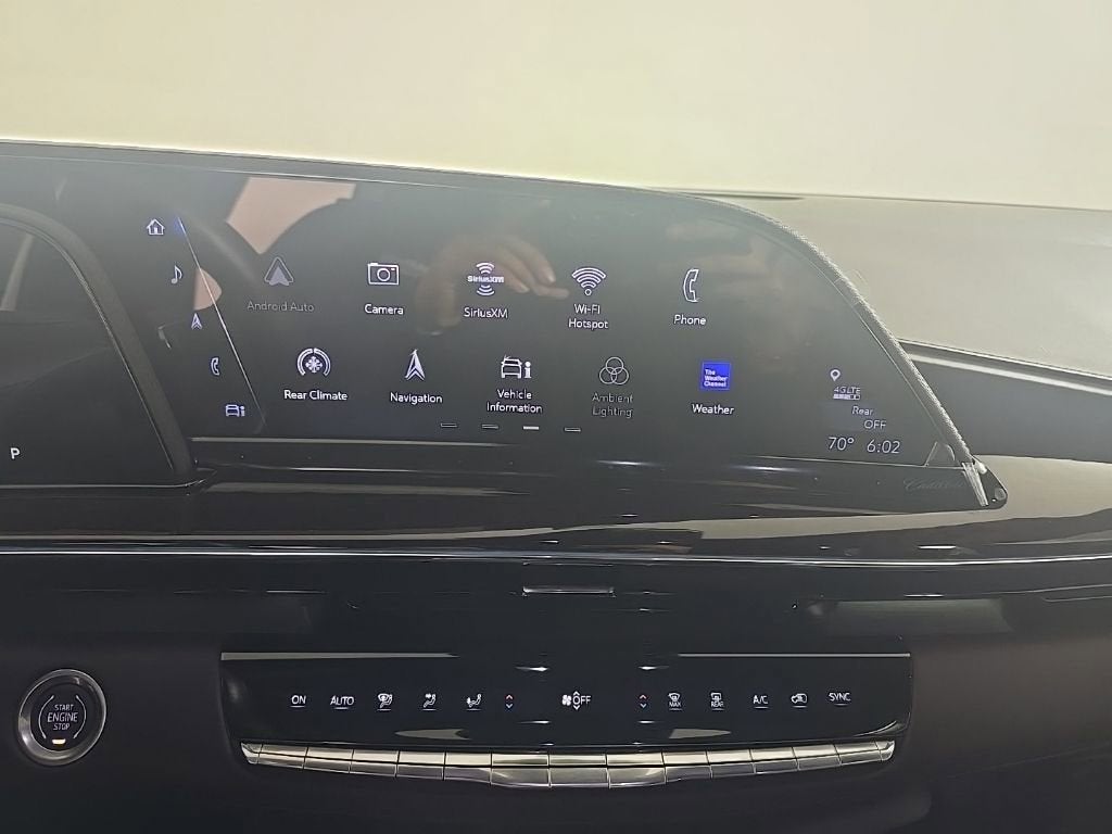 2024 Cadillac Escalade ESV Sport Platinum