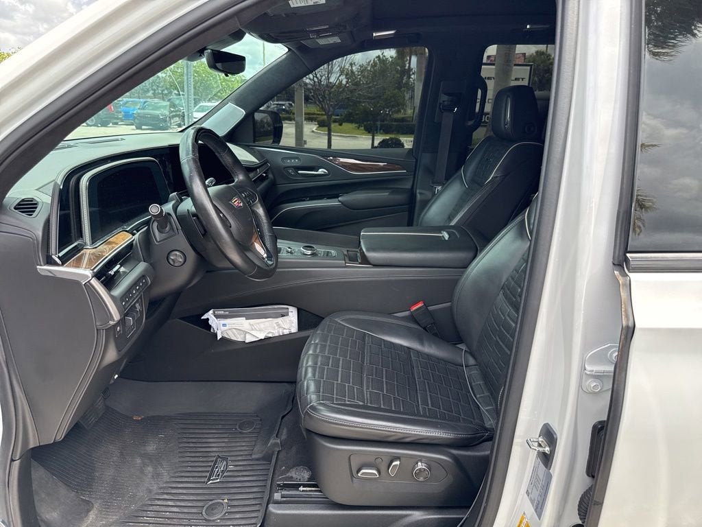 2023 Cadillac Escalade Sport Platinum