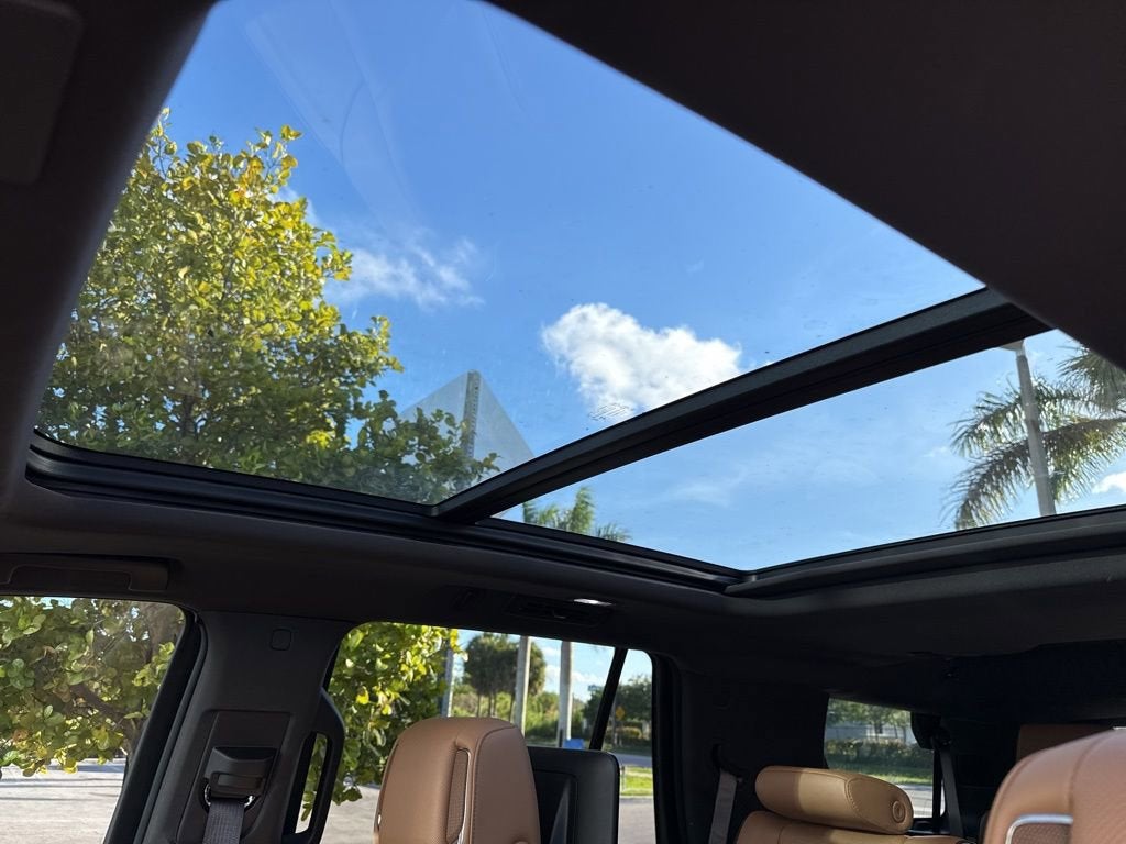 2025 Cadillac Escalade Premium Luxury