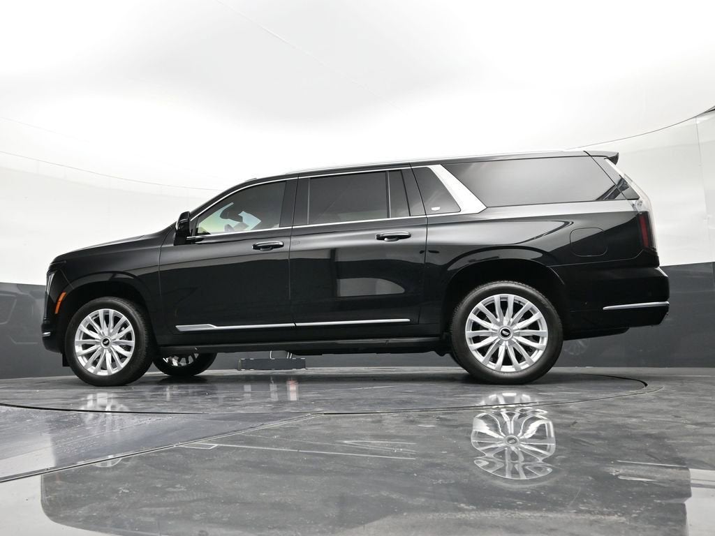 2025 Cadillac Escalade ESV Luxury