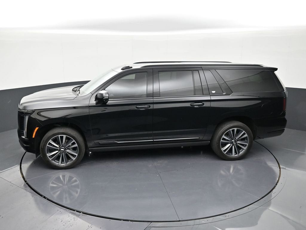 2025 Cadillac Escalade ESV Sport