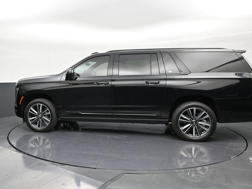 2025 Cadillac Escalade ESV Sport