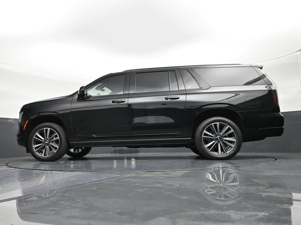 2025 Cadillac Escalade ESV Sport