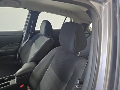 2022 Nissan LEAF SV
