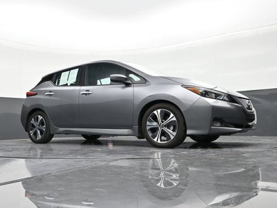 2022 Nissan LEAF SV