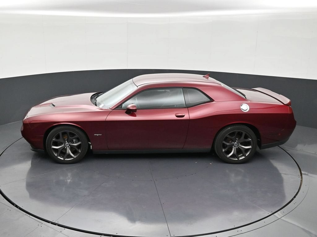 2018 Dodge Challenger SXT Plus