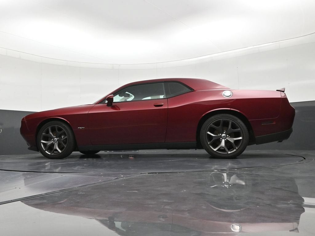 2018 Dodge Challenger SXT Plus