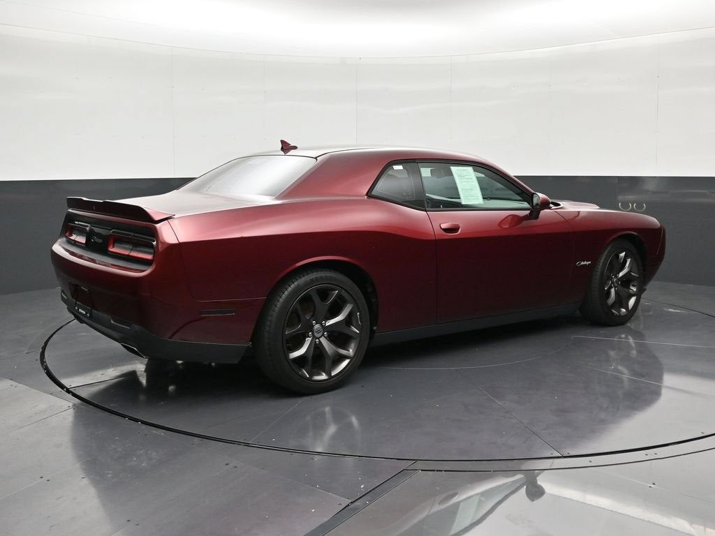 2018 Dodge Challenger SXT Plus