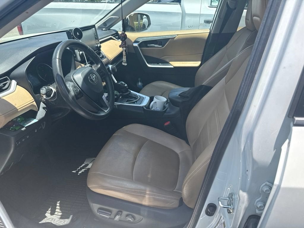 2022 Toyota RAV4 XLE Premium