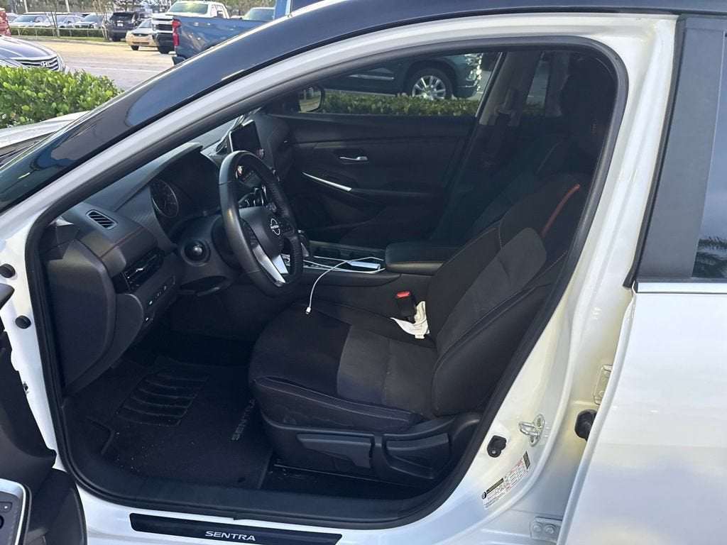 2024 Nissan Sentra SR Xtronic CVT