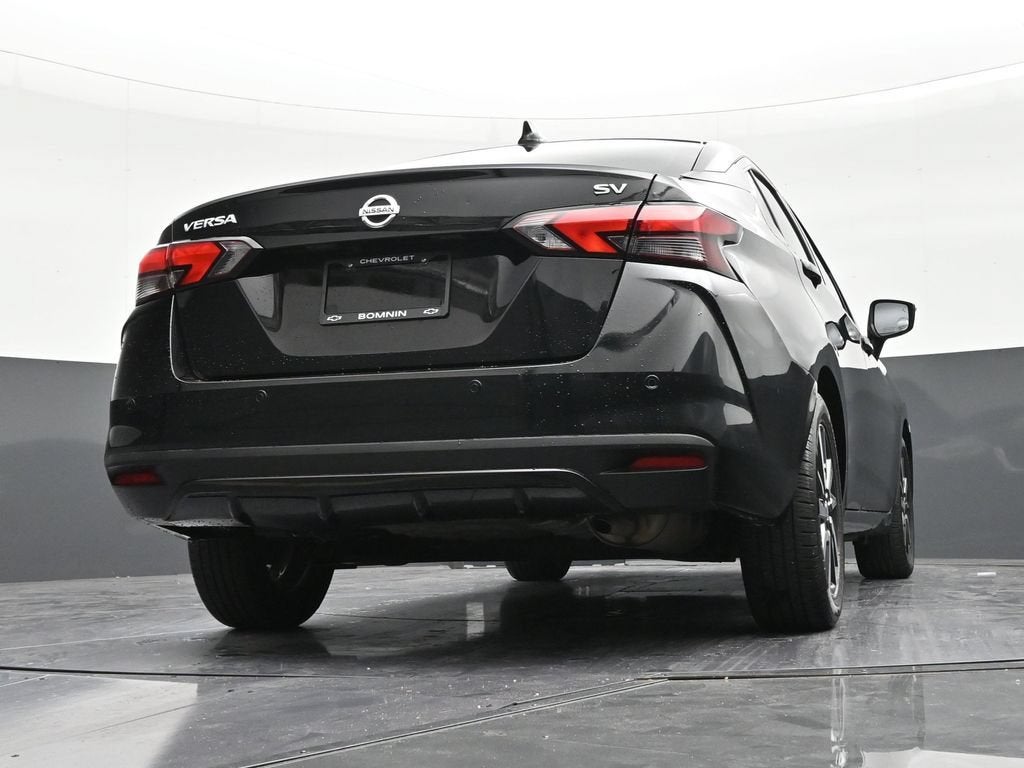 2021 Nissan Versa SV Xtronic CVT