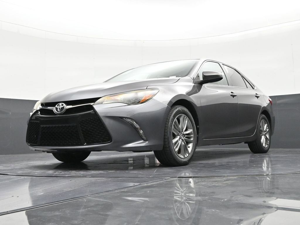 2016 Toyota Camry XLE