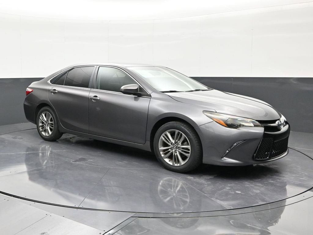 2016 Toyota Camry XLE