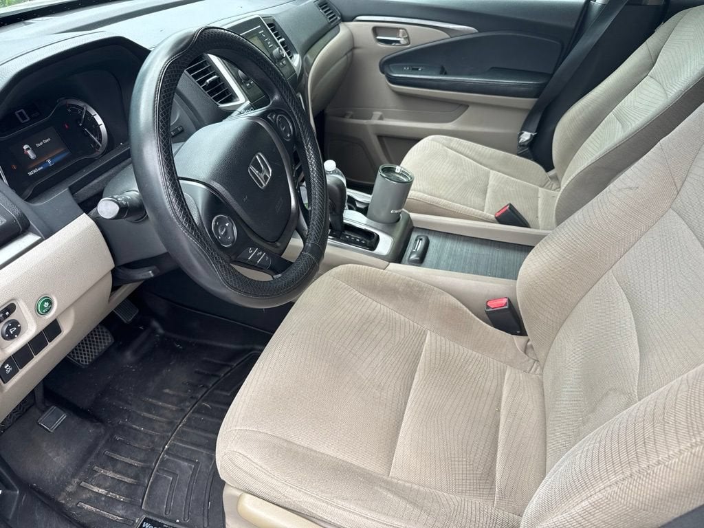 2016 Honda Pilot LX
