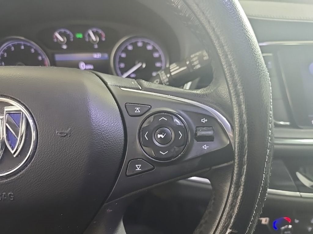 2021 Buick Enclave Essence