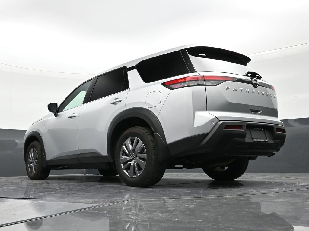 2025 Nissan Pathfinder S