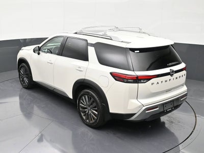 2022 Nissan Pathfinder SL