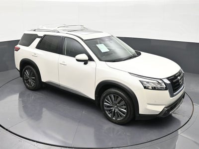 2022 Nissan Pathfinder SL