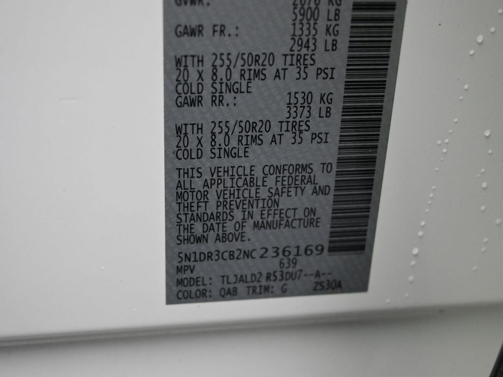 2022 Nissan Pathfinder SL