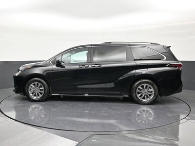 2025 Toyota Sienna XLE