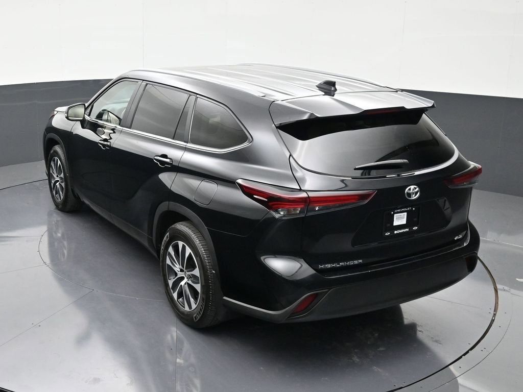 2025 Toyota Highlander LE