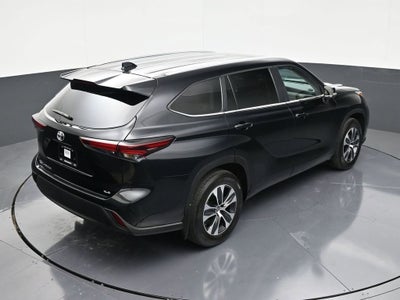 2025 Toyota Highlander LE