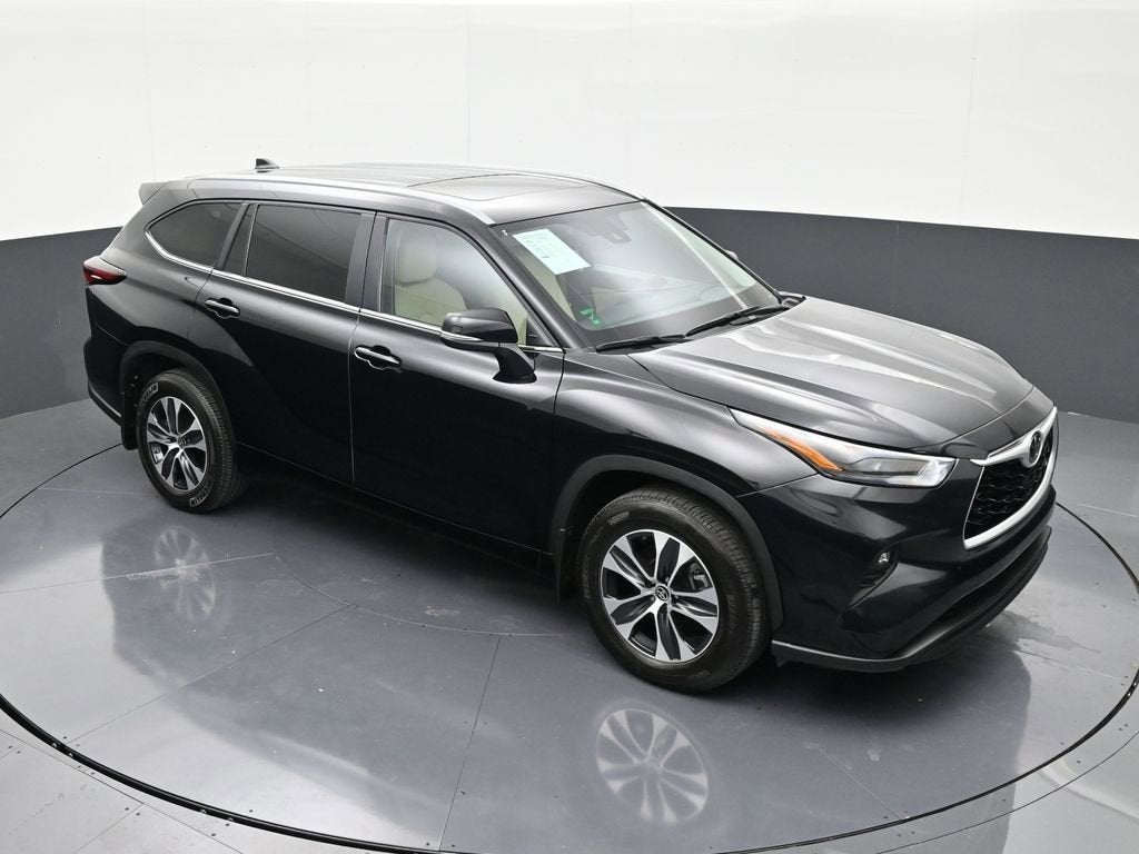 2025 Toyota Highlander LE