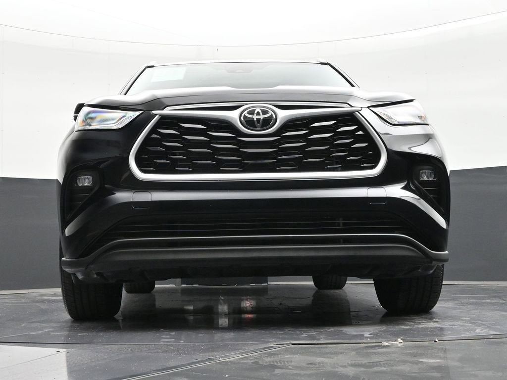 2025 Toyota Highlander LE