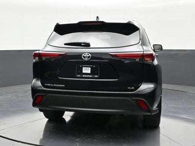 2025 Toyota Highlander LE