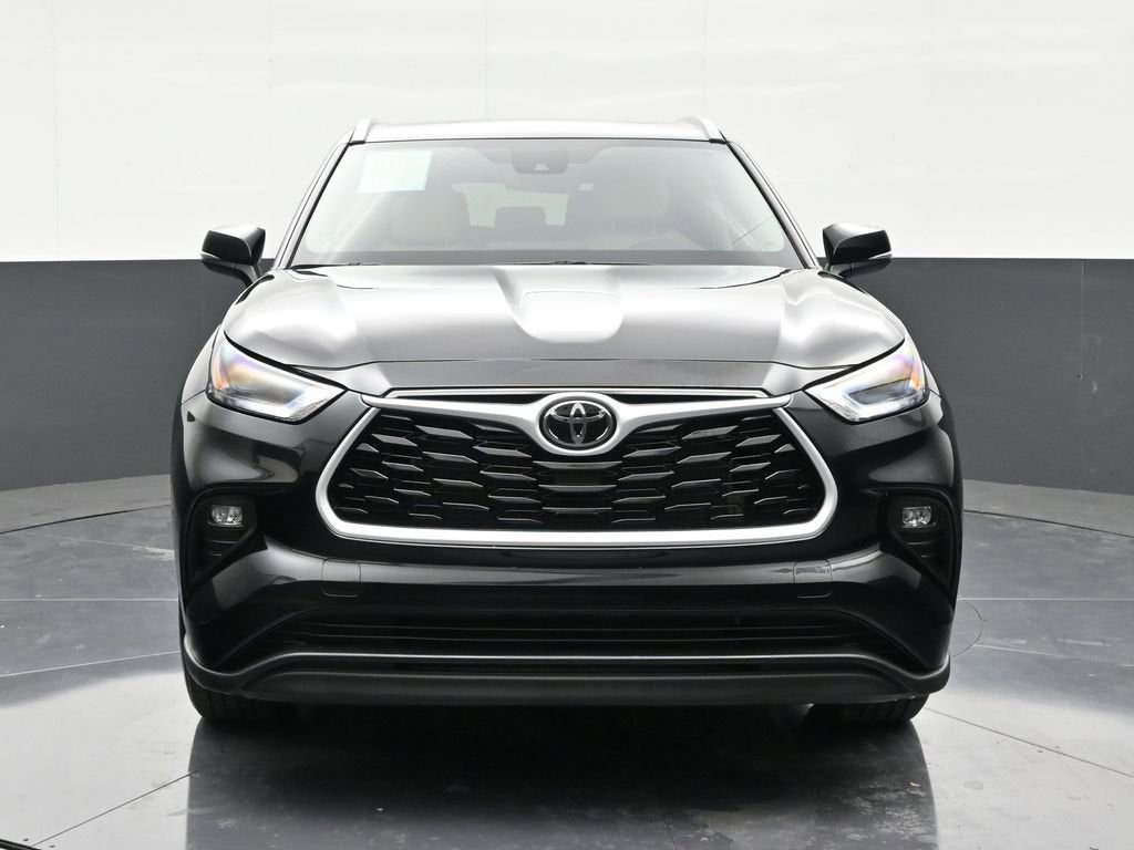 2025 Toyota Highlander LE
