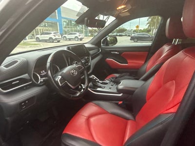 2023 Toyota Highlander XSE
