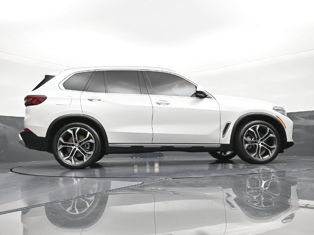 2023 BMW X5 sDrive40i