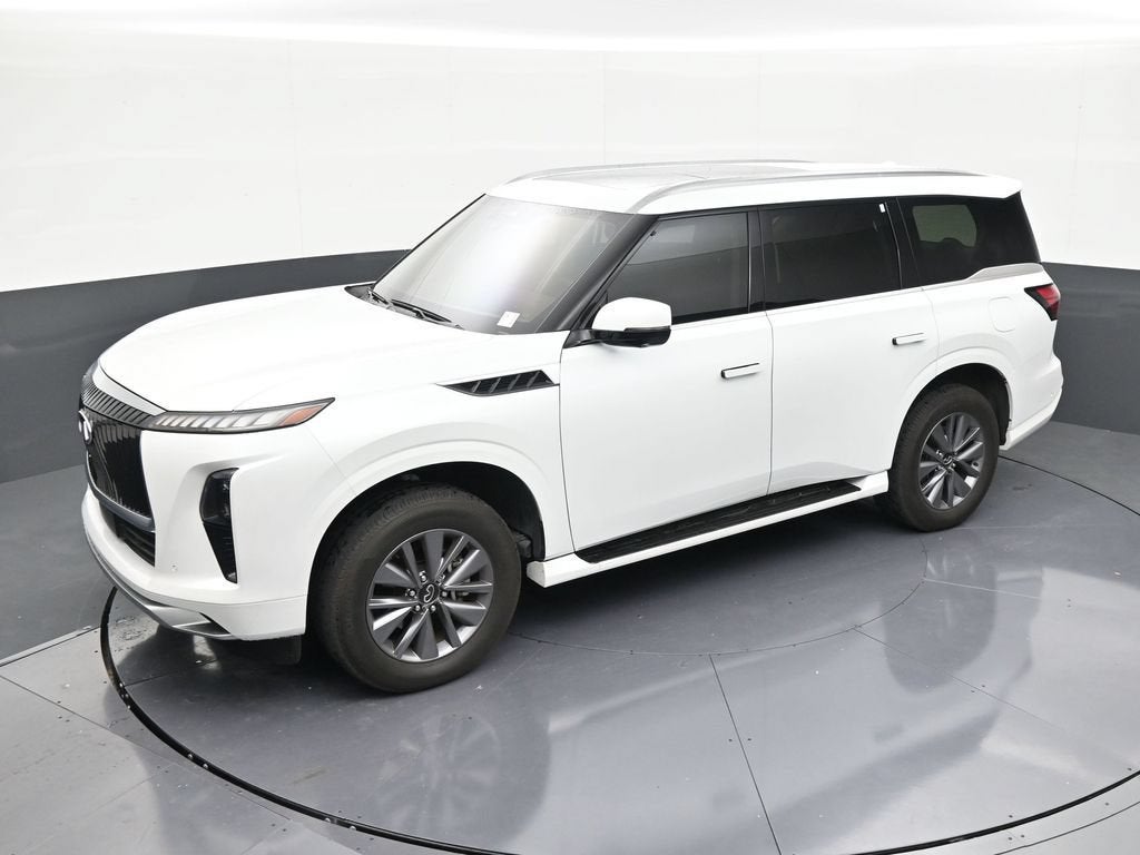 2025 INFINITI QX80 PURE