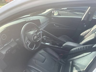2024 Hyundai Elantra Limited
