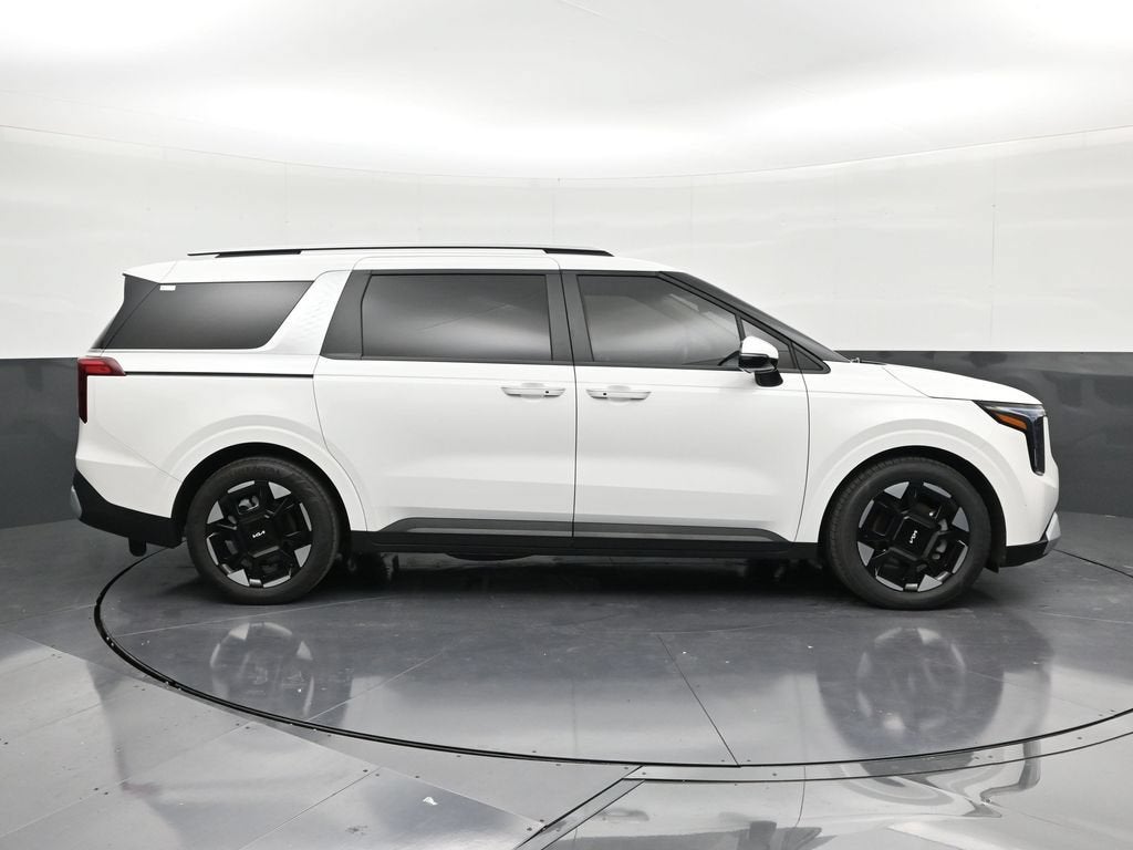 2025 Kia Carnival EX