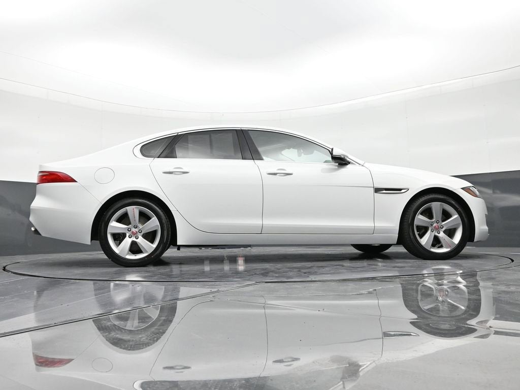 2018 Jaguar XF 25t